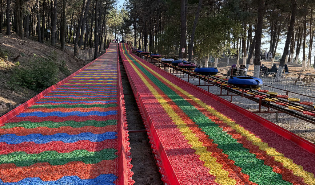 Nefes Orman İstanbul 212 Metre Renkli Kaydırak